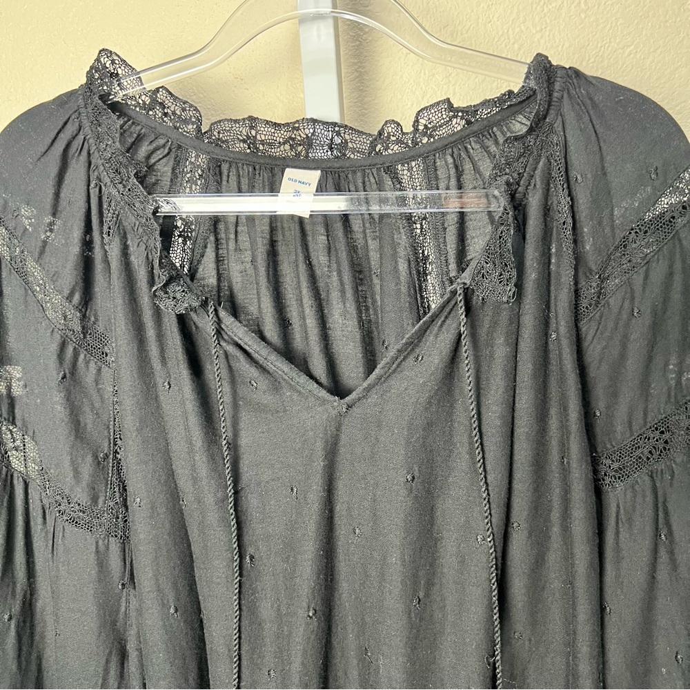Old Navy Black Lace Trim Poet Blouse 3X Whimsigoth Dark Romantic Peasant - Picture 3 of 9